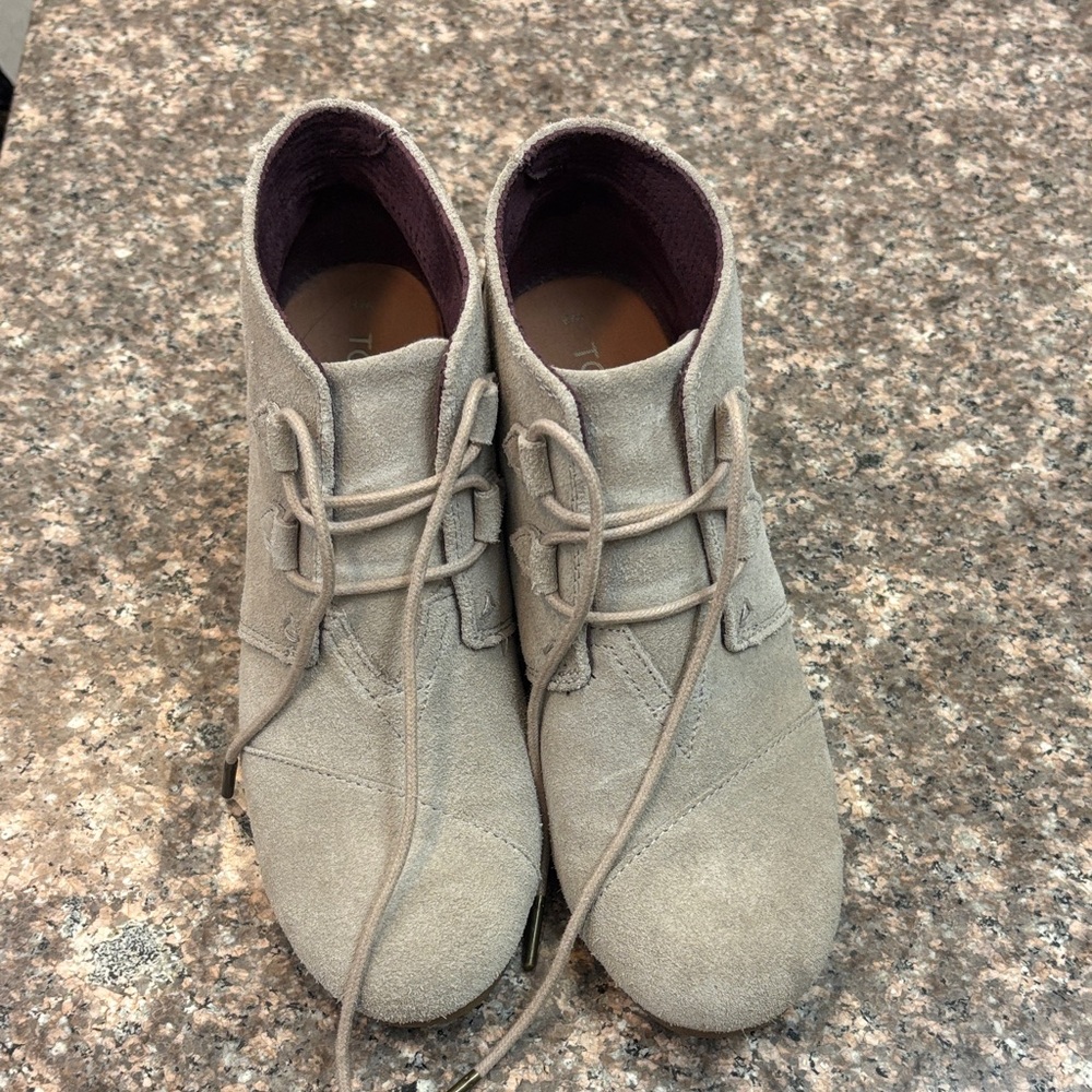 Toms Taupe Lace Up Boots